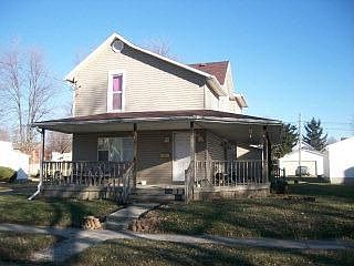 1st image of 222 N Seffner Ave