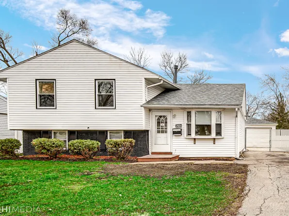 2824 223rd Pl, Sauk Village, IL 60411