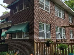 98 Wheeler St S, Saint Paul, MN 55105