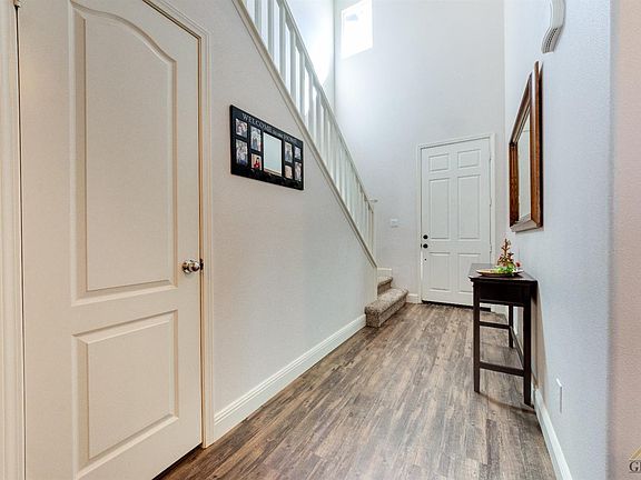3rd image of 5700 Artesano Ct