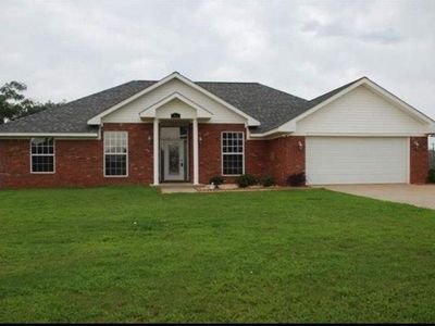 82 Hannah Rd, Level Plains, AL, 36322