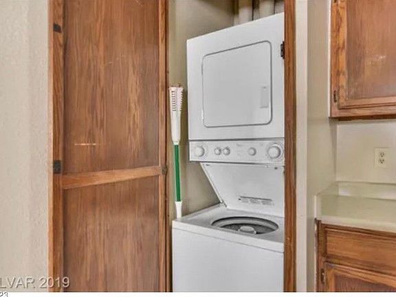 4th image of 1361 E University Ave APT 304
