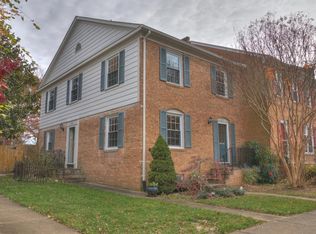 5267 Leestone Ct, Springfield, VA 22151