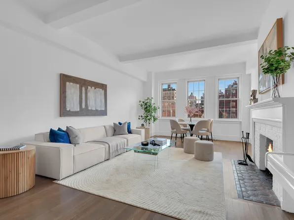 39 5th Avenue image 2 of 6