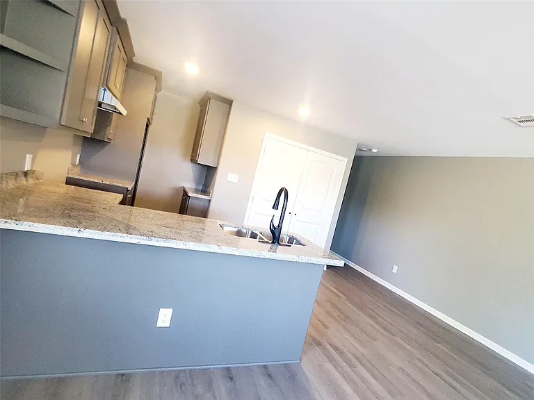 2203 N Winfree St #B — Photo 7