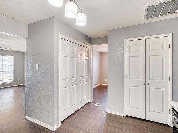 4th image of 6437 Henco Dr