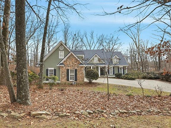 3rd image of 1038 Farmhouse Rd