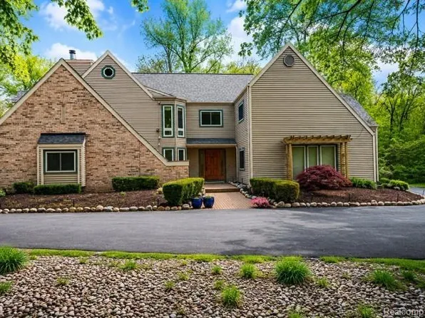 4790 Meridian Rd, Williamston, MI 48895