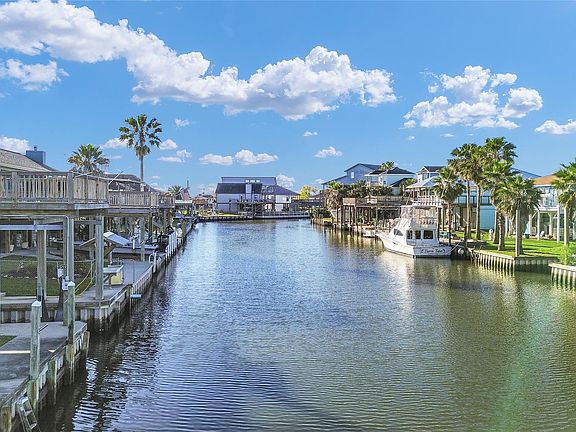 2nd image of 114 Four Master Rd