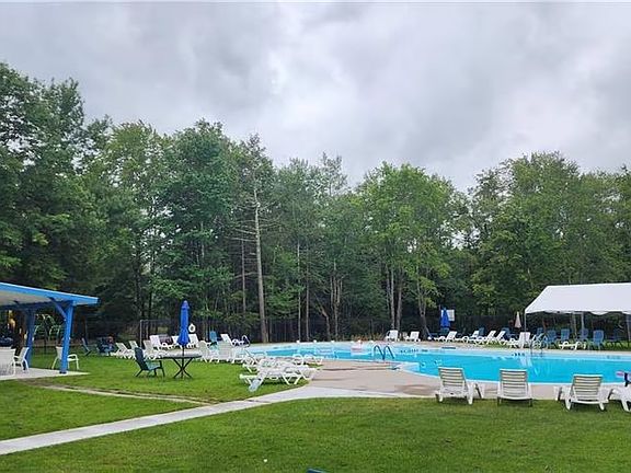 3rd image of 3 Kathleen Ct #1