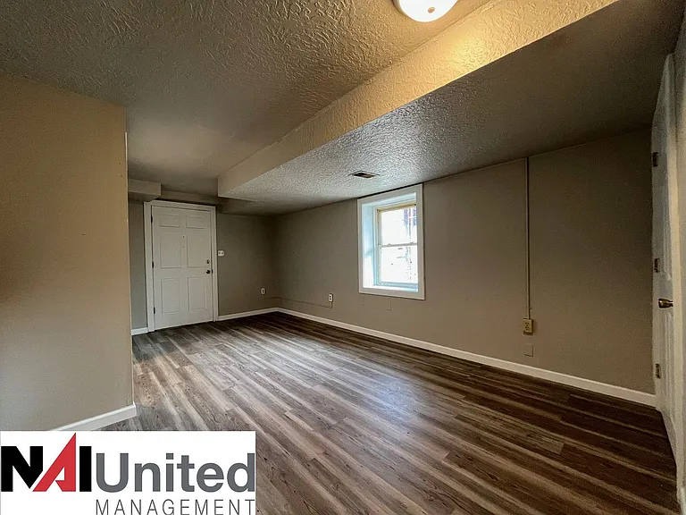 1524 Grandview Blvd — Photo 4