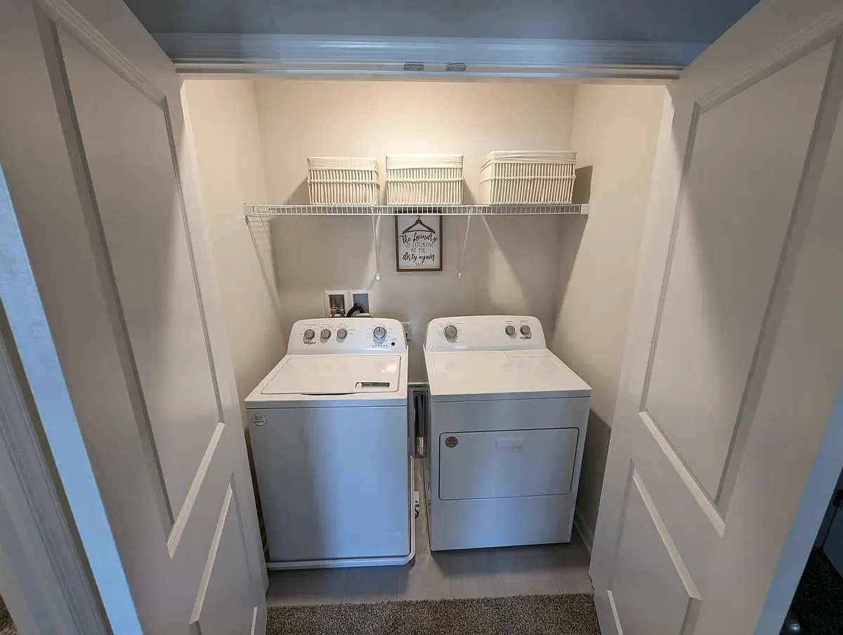 3 bed, 2.5 bath, 1500 sqft, $2,000 — Photo 4