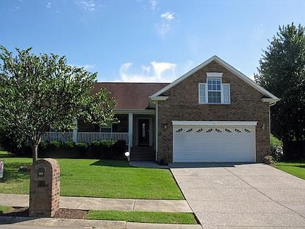 1st image of 404 Landons Cir