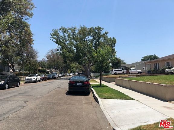 4th image of 721 N Screenland Dr