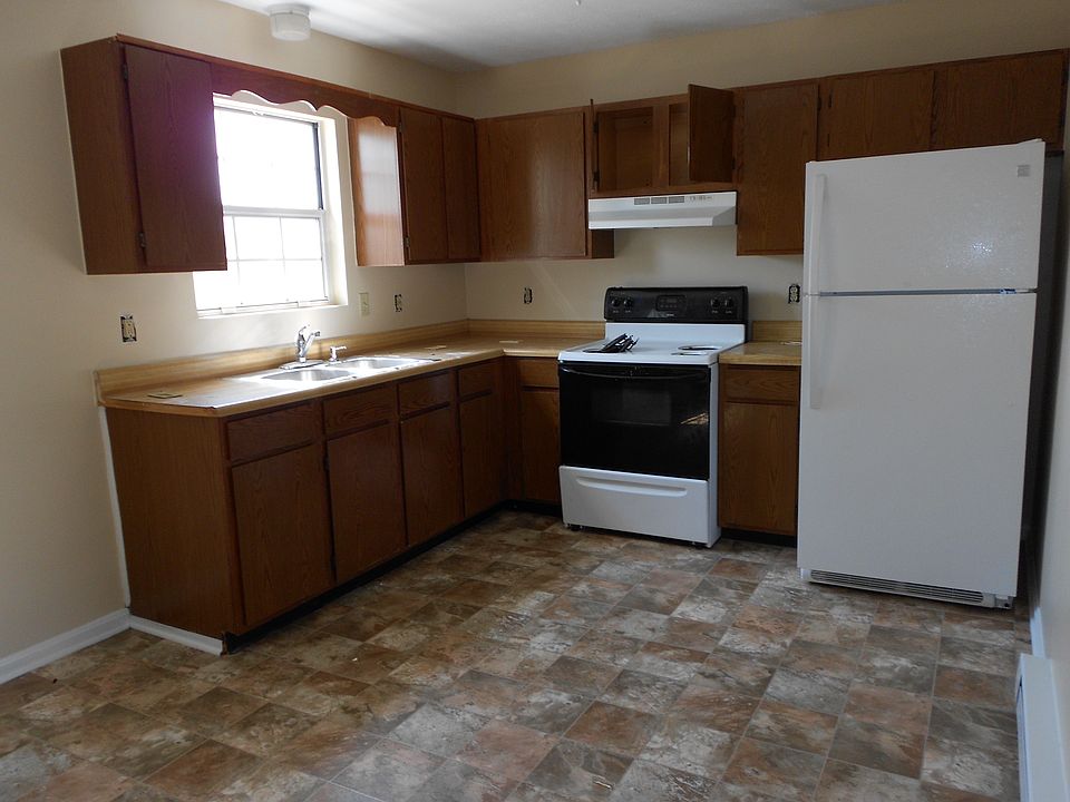 1st image of 124 Nottoway Dr