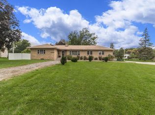 400 Leland Pl, Lansing, MI 48917