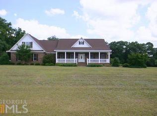 111 Benjamin Rd, Claxton, GA 30417