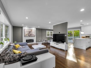 11 Botte Dr, West Haven, CT 06516