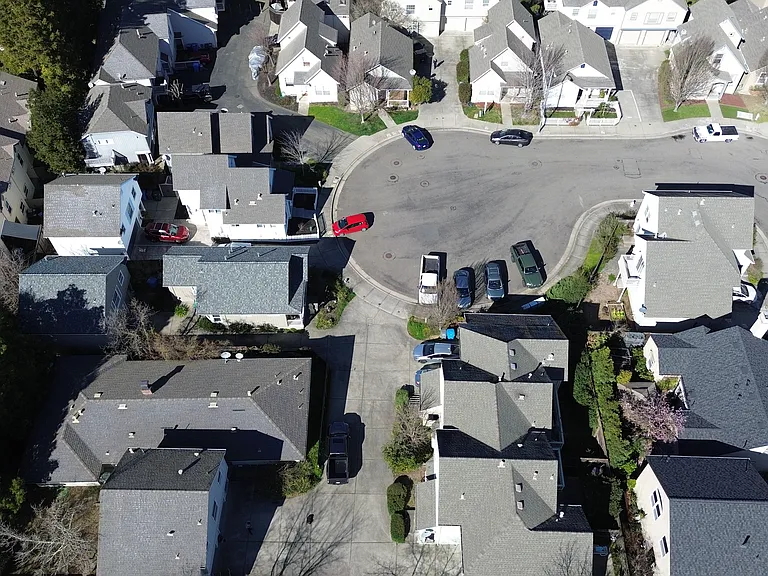 1215 Hidden Creek Pl #B — Photo 24