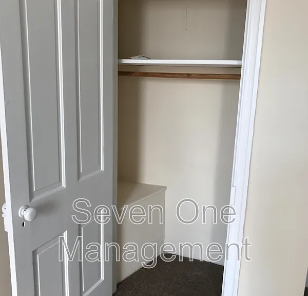5205 Ridge Ave #B — Photo 13