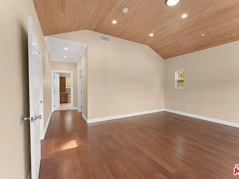 1630 Bridgeport Dr — Photo 25