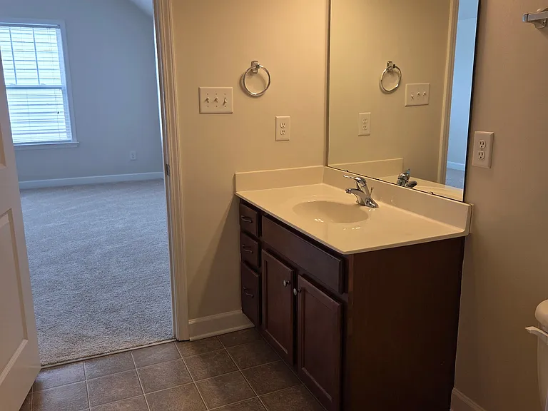 6327 Hove Rd — Photo 13