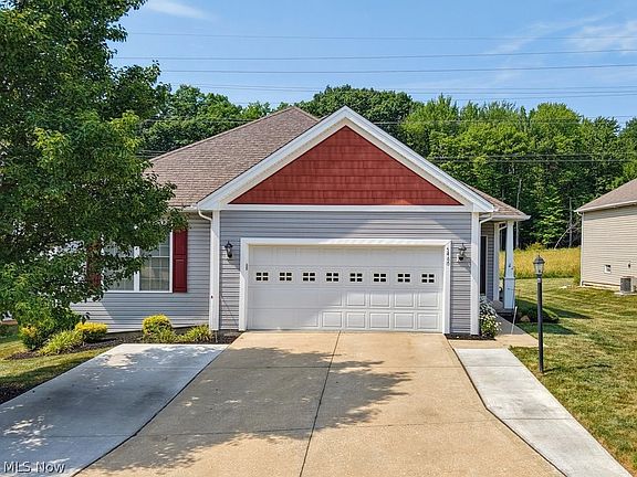 2nd image of 5460 Arlington Ln
