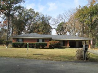 114 Pinehurst St, Vicksburg, MS 39180