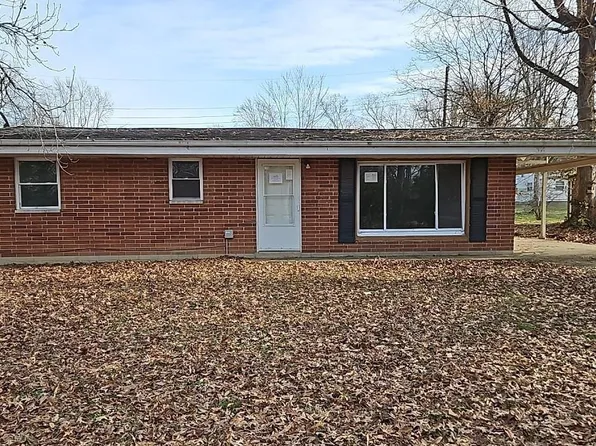 311 S Birchlane Dr, Carbondale, IL 62901