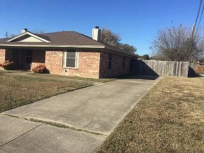 1st image of 7713 Westcliff Dr