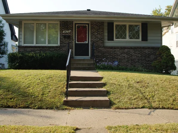 972 Jessamine Ave E, Saint Paul, MN 55106