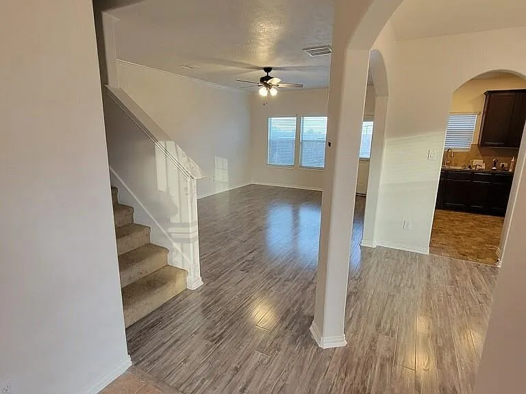 11528 Champions Green Dr — Photo 3