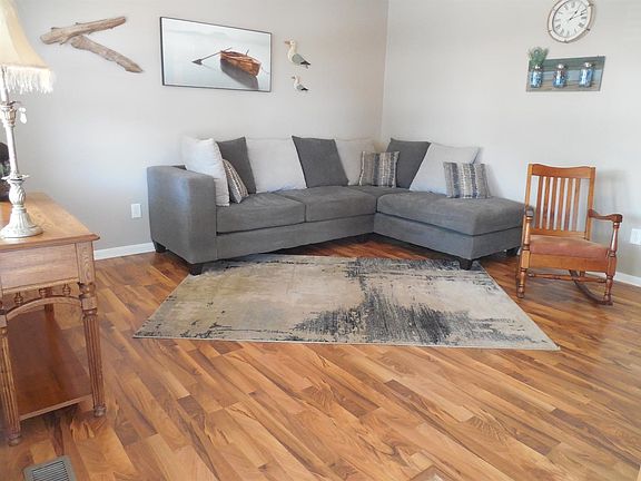 Beautiful Living Room Welcomes You In.