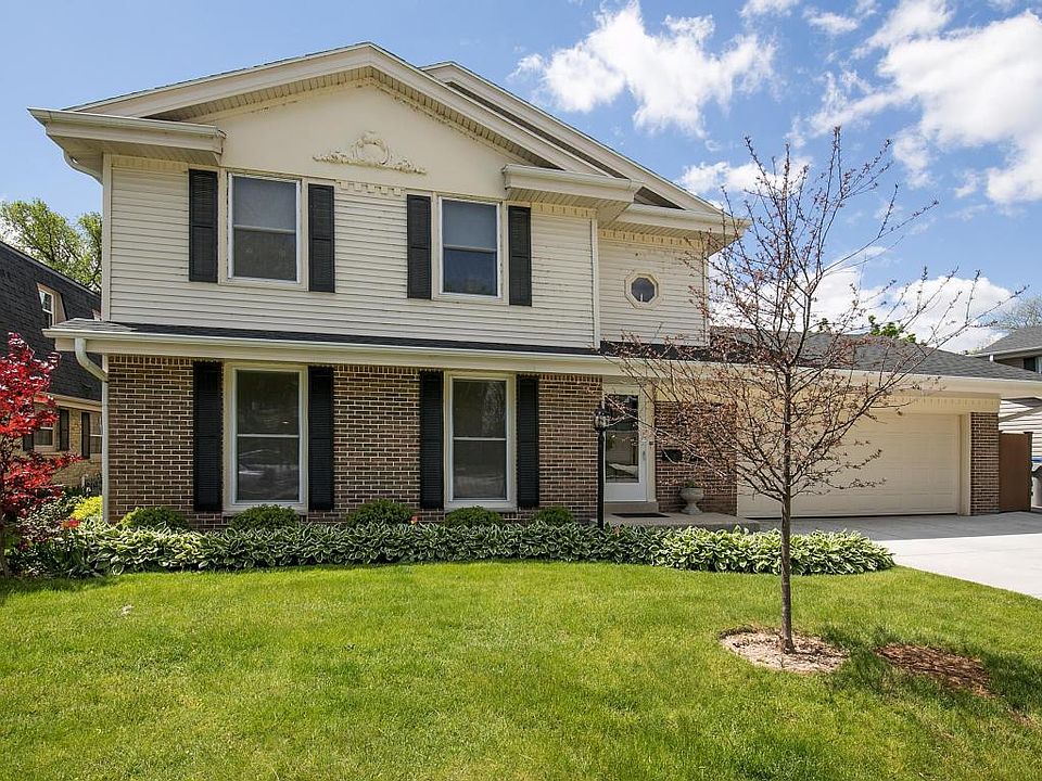 1st image of 3021 E Newport Ct #3021