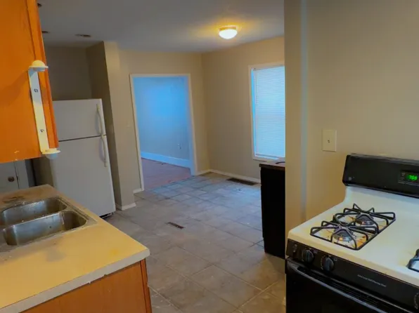 191 Vandervoort St #1/2, North Tonawanda, NY 14120