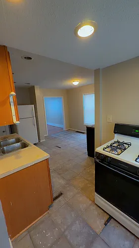 191 Vandervoort St #1/2 Photo 1
