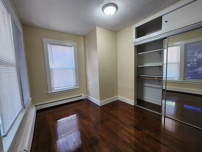 371 Norton St #11 — Photo 5