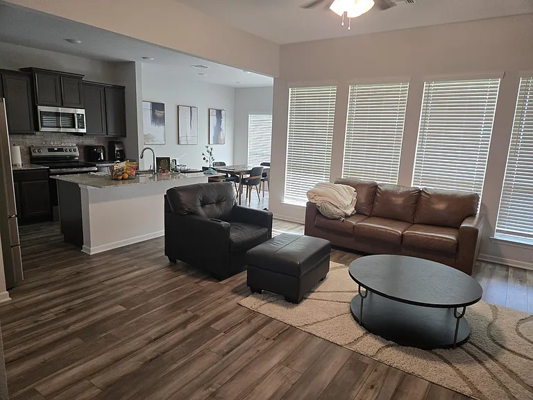 7009 Hammermill Ln — Photo 10