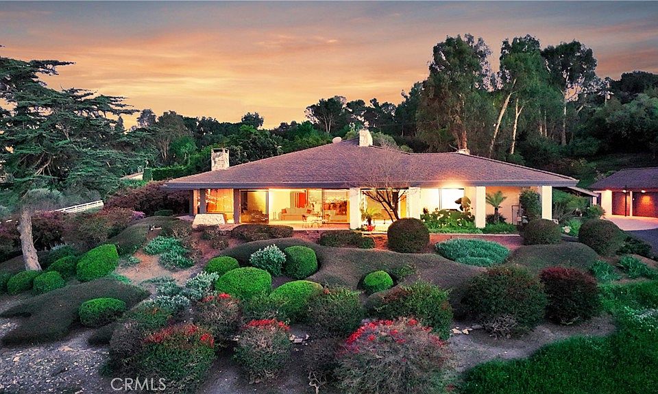 1st image of 57 Saddleback Rd