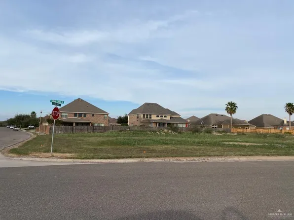 2801 Grand Canal Dr, Mission, TX 78572
