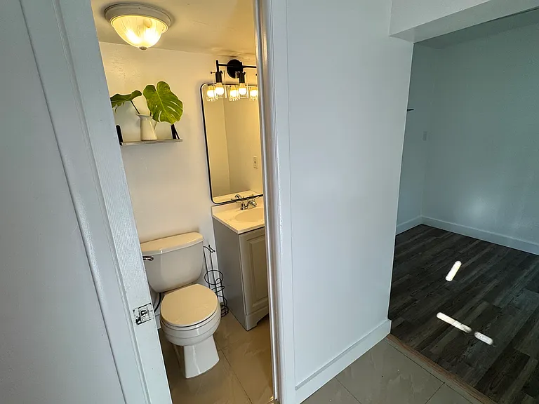 4472 SW 11th St #7 — Photo 10