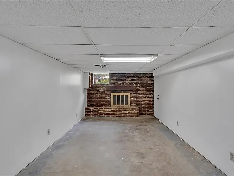 9830 Don Dr — Photo 11