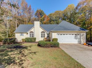 153 Cherokee Trl, Hoschton, GA 30548