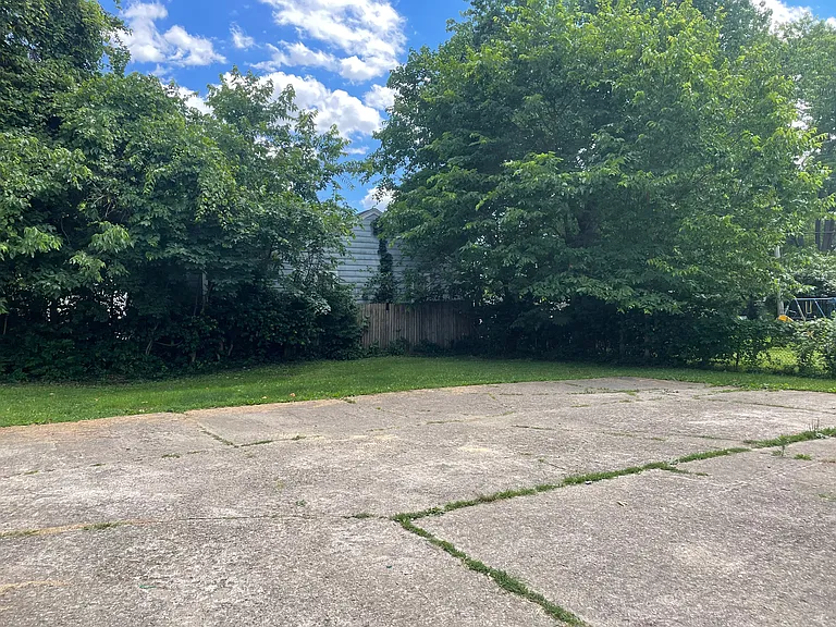 4202 Tytus Ave #A — Photo 10