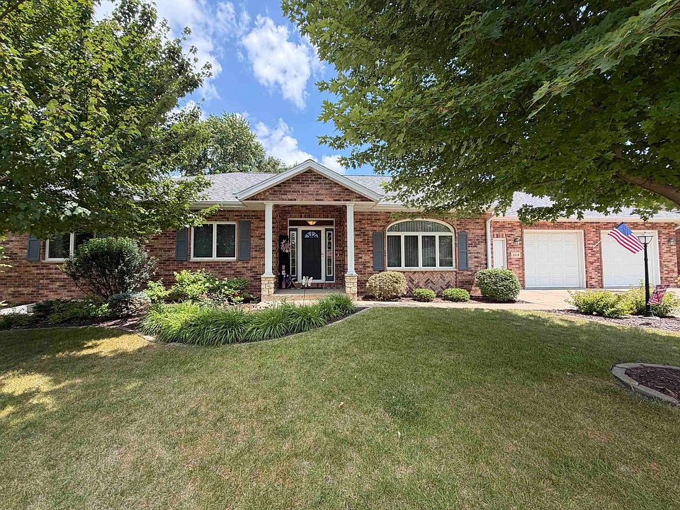 1st image of 2414 Spruce Wood Dr