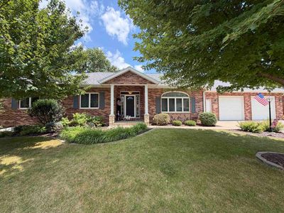 2414 Spruce Wood Dr, Dubuque, IA, 52002