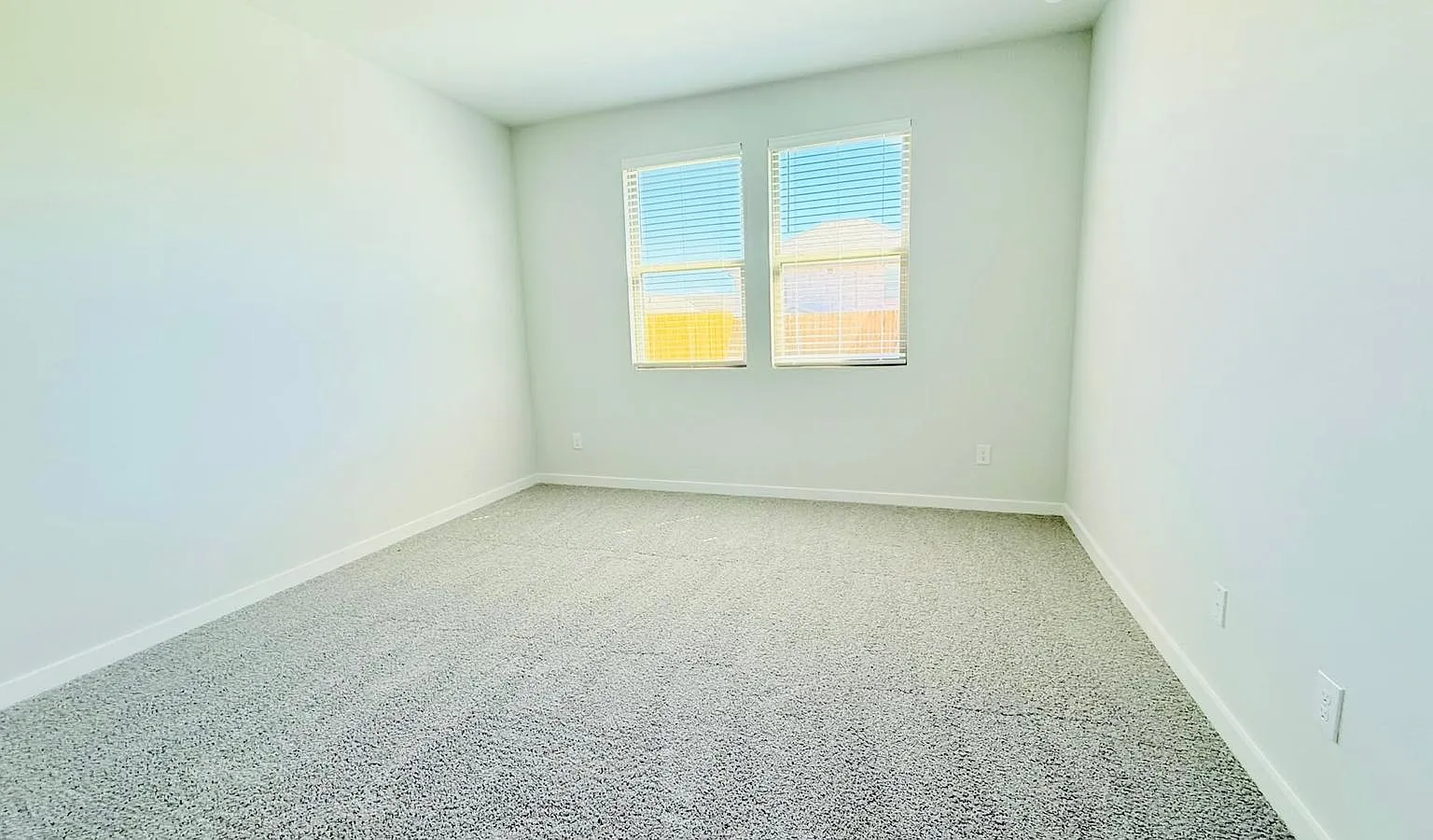 4 bed, 2.5 bath, 2311 sqft, $2,695 — Photo 3