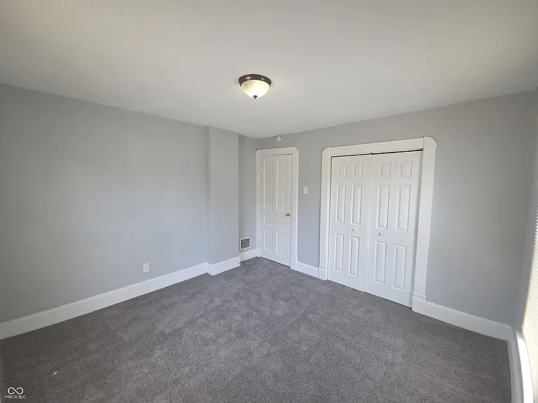 516 W 28th St — Photo 14