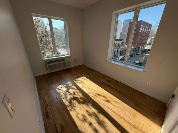 494 Jackson Ave #3B, Bronx, NY 10455