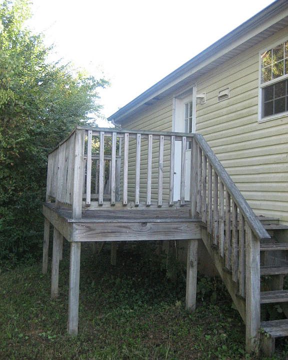 2nd image of 129 Tori Kait Ln